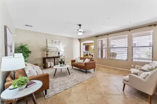 Photo #2: 6900646 Listing