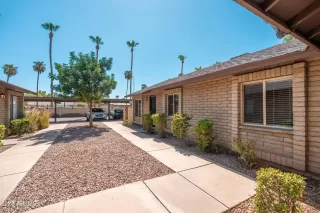 Photo #2: 6900895 Listing