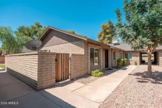 Photo #4: 6900895 Listing