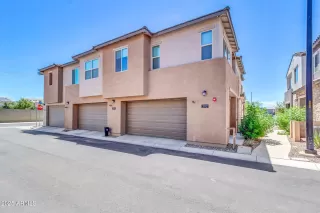 Photo #2: 6901800 Listing 