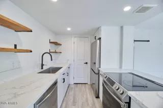 Photo #1: 6901807 Listing 