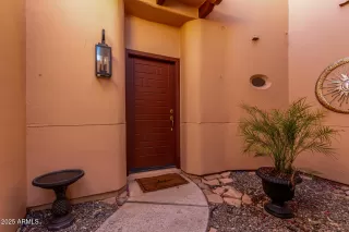 Photo #2: 6902119 Listing