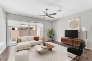 Photo #2: 6902311 Listing 