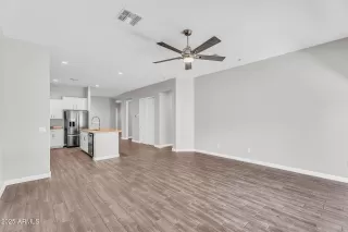 Photo #6: 6902311 Listing 