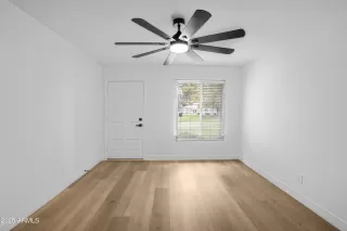 Photo #3: 6902327 Listing