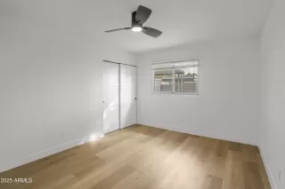 Photo #5: 6902327 Listing