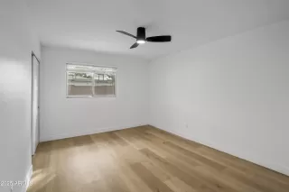 Photo #6: 6902327 Listing