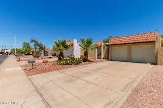 Photo #2: 6902446 Listing