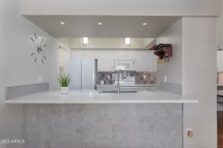 Photo #1: 6902472 Listing 