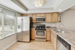 Photo #2: 6902527 Listing 