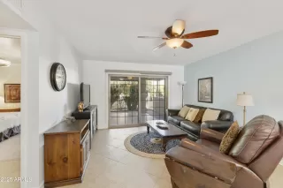 Photo #2: 6902529 Listing 