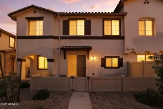 Photo #1: 6902532 Listing 