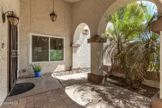 Photo #2: 6902668 Listing 