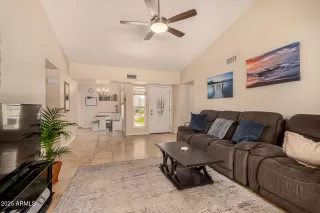 Photo #5: 6902668 Listing 