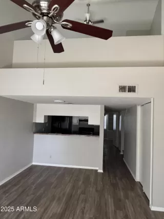 Photo #5: 6902857 Listing 