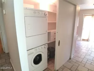 Photo #6: 6903131 Listing 