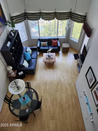 Photo #5: 6903251 Listing 