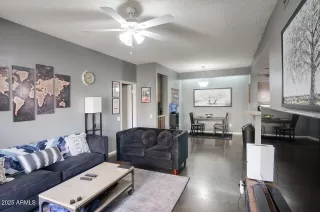 Photo #2: 6903307 Listing