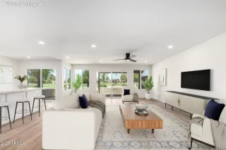 Photo #3: 6903459 Listing 