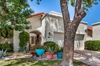 Photo #2: 6903783 Listing