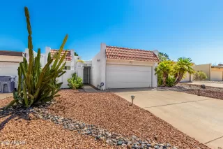 Photo #2: 6904499 Listing