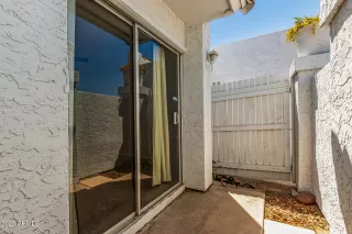 Photo #6: 6904499 Listing