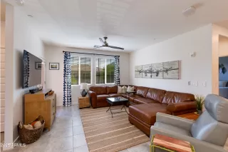 Photo #4: 6904552 Listing