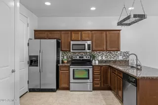 Photo #2: 6904560 Listing