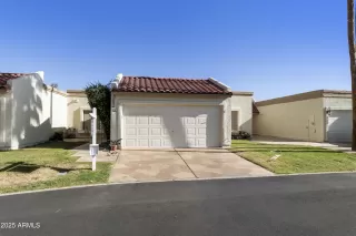 Photo #2: 6904999 Listing