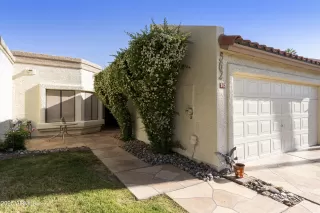 Photo #3: 6904999 Listing