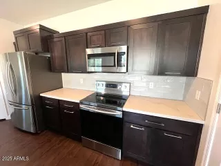 Photo #4: 6905037 Listing 