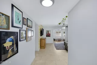 Photo #4: 6905110 Listing 