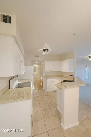 Photo #4: 6905114 Listing 