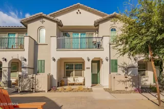 More Details about MLS # 6905356 : 4648 S GLACIER