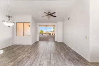 Photo #3: 6905447 Listing