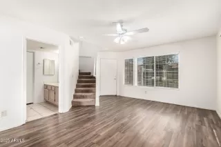 Photo #5: 6905760 Listing 