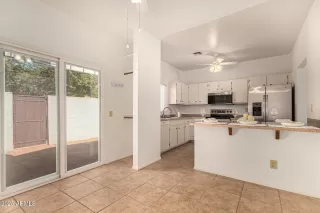 Photo #5: 6905974 Listing 