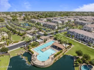 Photo #4: 6906091 Listing