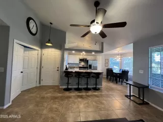 Photo #3: 6906210 Listing