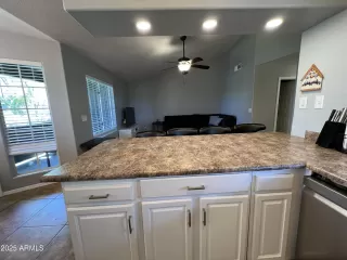 Photo #6: 6906210 Listing