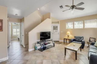 Photo #5: 6906310 Listing 