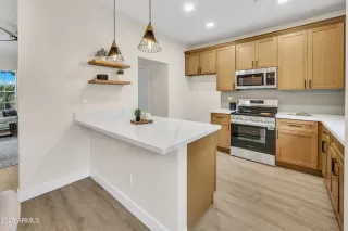 Photo #5: 6906312 Listing