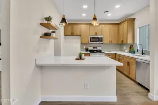 Photo #6: 6906312 Listing