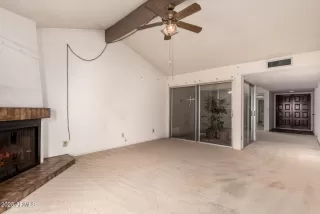 Photo #6: 6906423 Listing