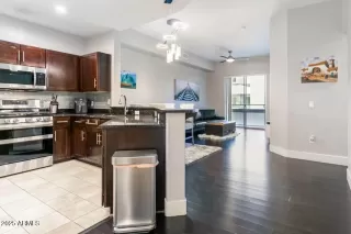 Photo #1: 6906728 Listing 