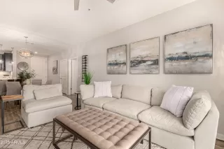 Photo #5: 6907044 Listing 