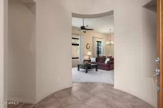 Photo #3: 6907190 Listing