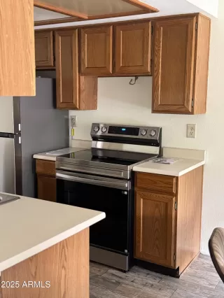 Photo #3: 6907468 Listing 