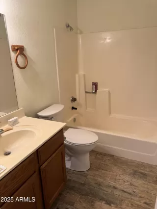 Photo #6: 6907468 Listing 