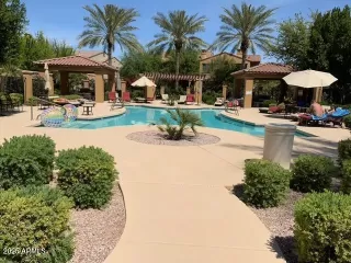 Photo #4: 6907508 Listing